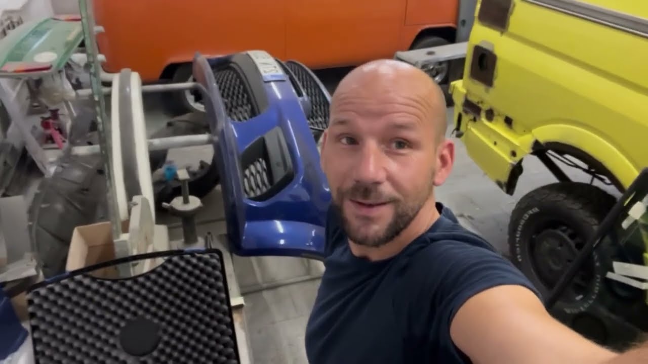 Jedna Sada pro vyřezávání autoskel. Nás dovedla na buben . Jedna vrtačka off, jedno okno off