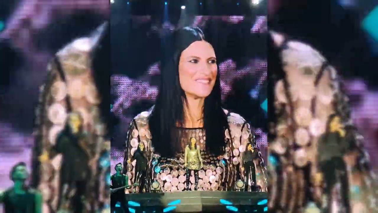 2024 Laura Pausini - Las cosas que vives (live)