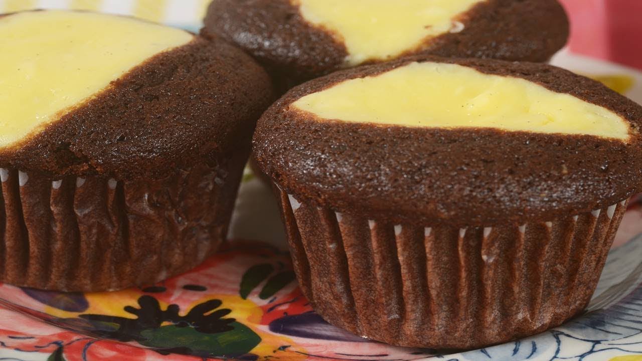 Black Bottom Cupcakes Recipe Demonstration - Joyofbaking.com