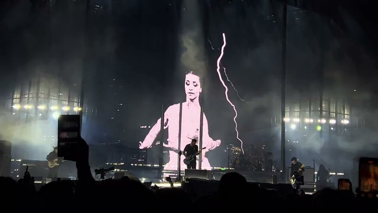 Deftones - Minerva live Newark 2025