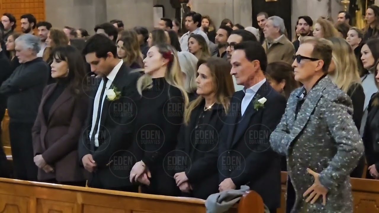 PEDRO TORRES: PANDORA Cantan ave maría en misa al productor LUCÍA MÉNDEZ derrama lágrimas  