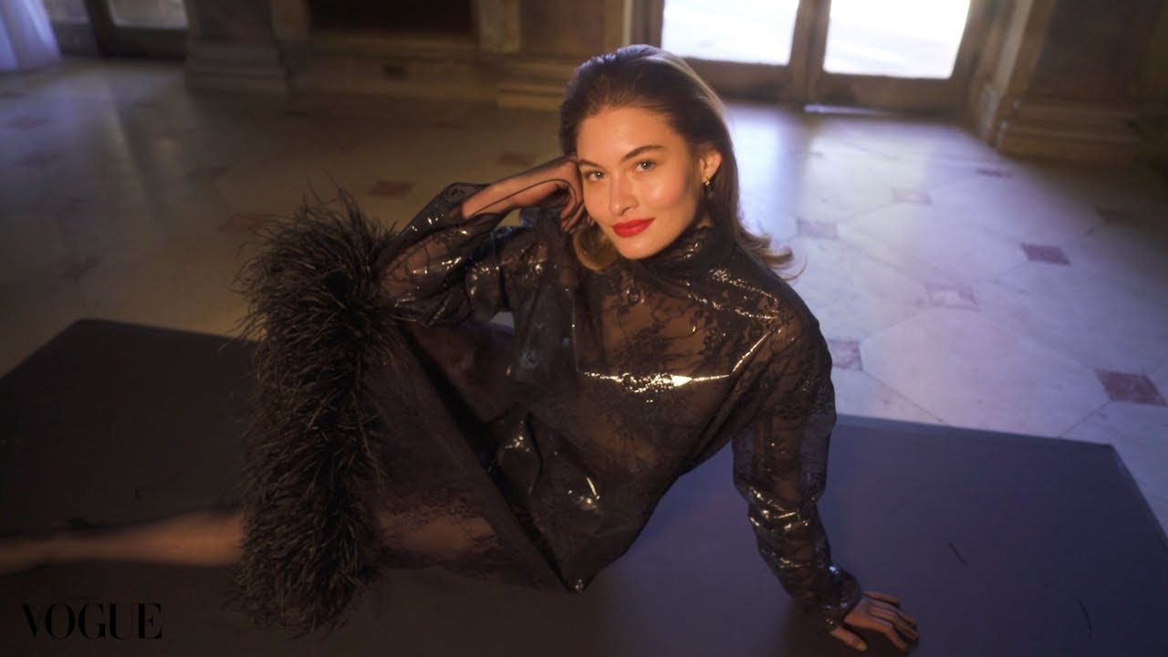 Bir Model Gibi Dans Et: Grace Elizabeth | Vogue T&uuml;rkiye