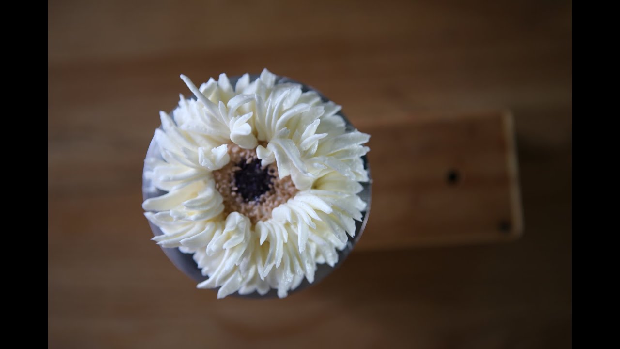 버터크림플라워 거베라 파이핑(Gerbera piping buttercream flower)