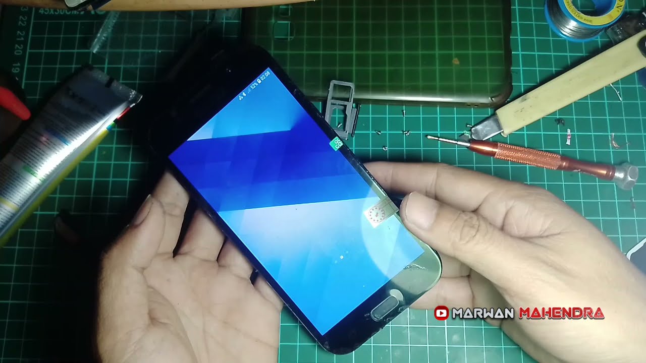 Ganti LCD Samsung A7