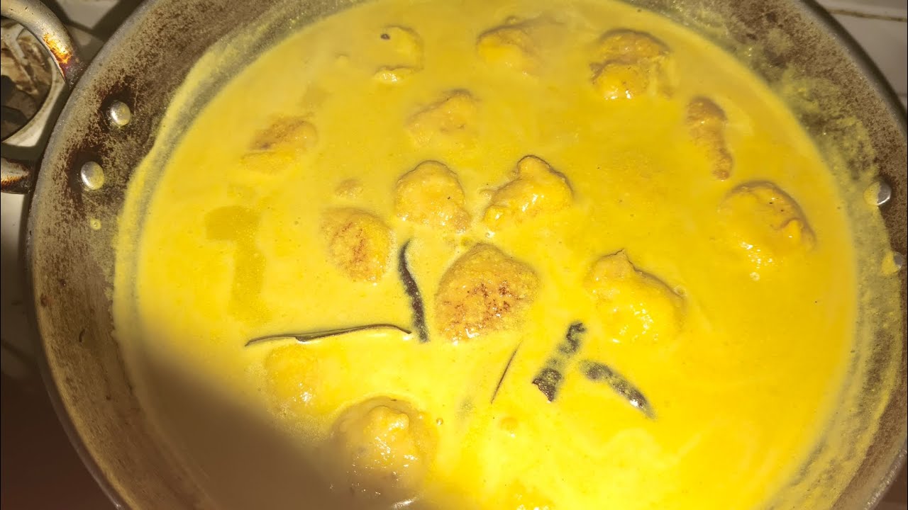उरद दाल की कड़ी बड़ी कैसे बनाएं|| बिलकुल आसान तरिका से बनाएं || एक दम घुले घुले बारी || new recipe||