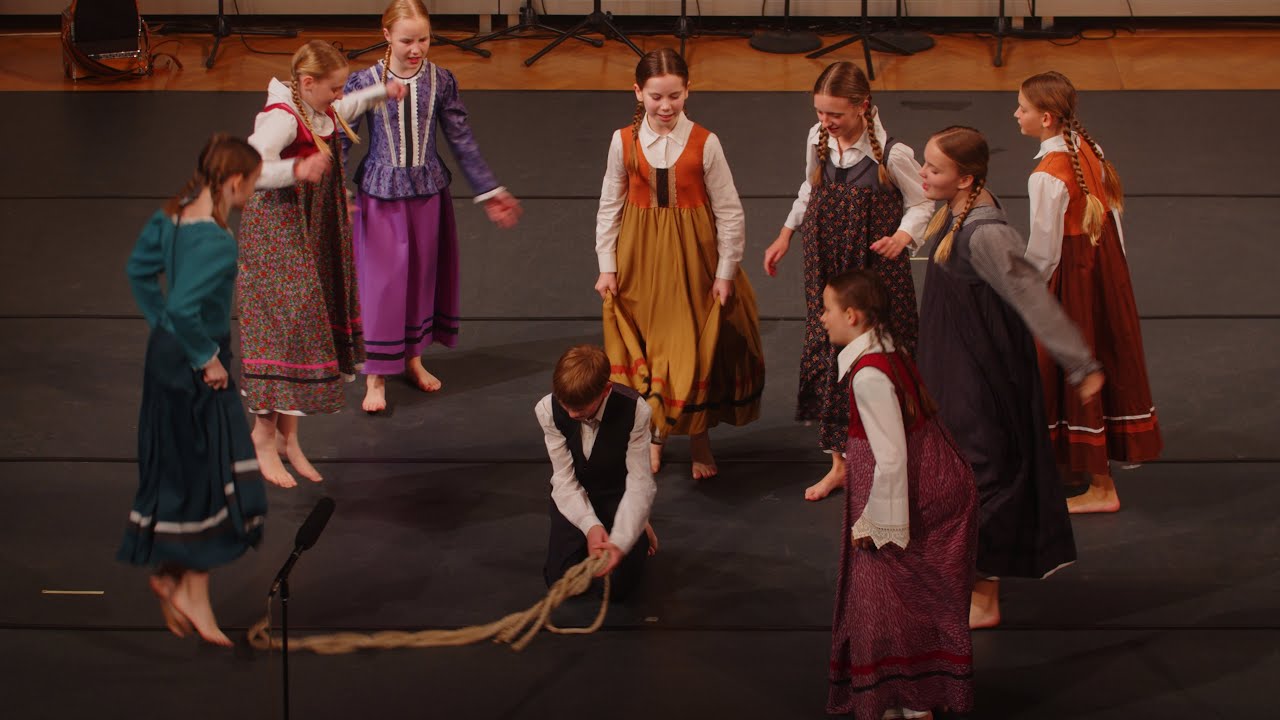 Območna revija otroških folklornih skupin RINGA RAJA 1