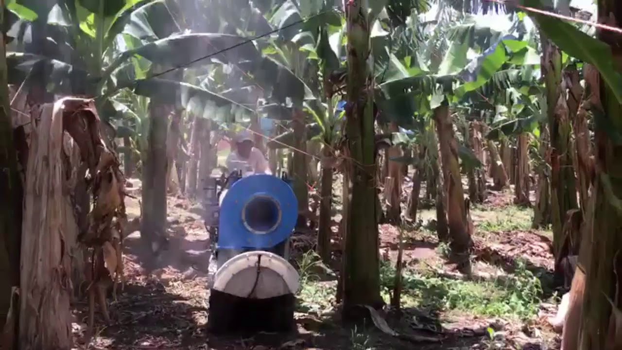 Electrostatic Self Propelled Sprayer model Phantom M748 Trekker
