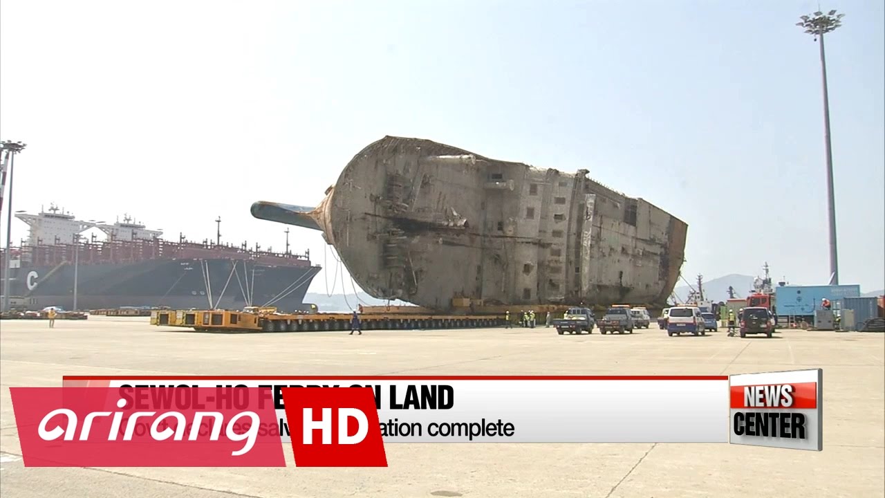 Sewol-ho ferry returns to land after 1,091 days