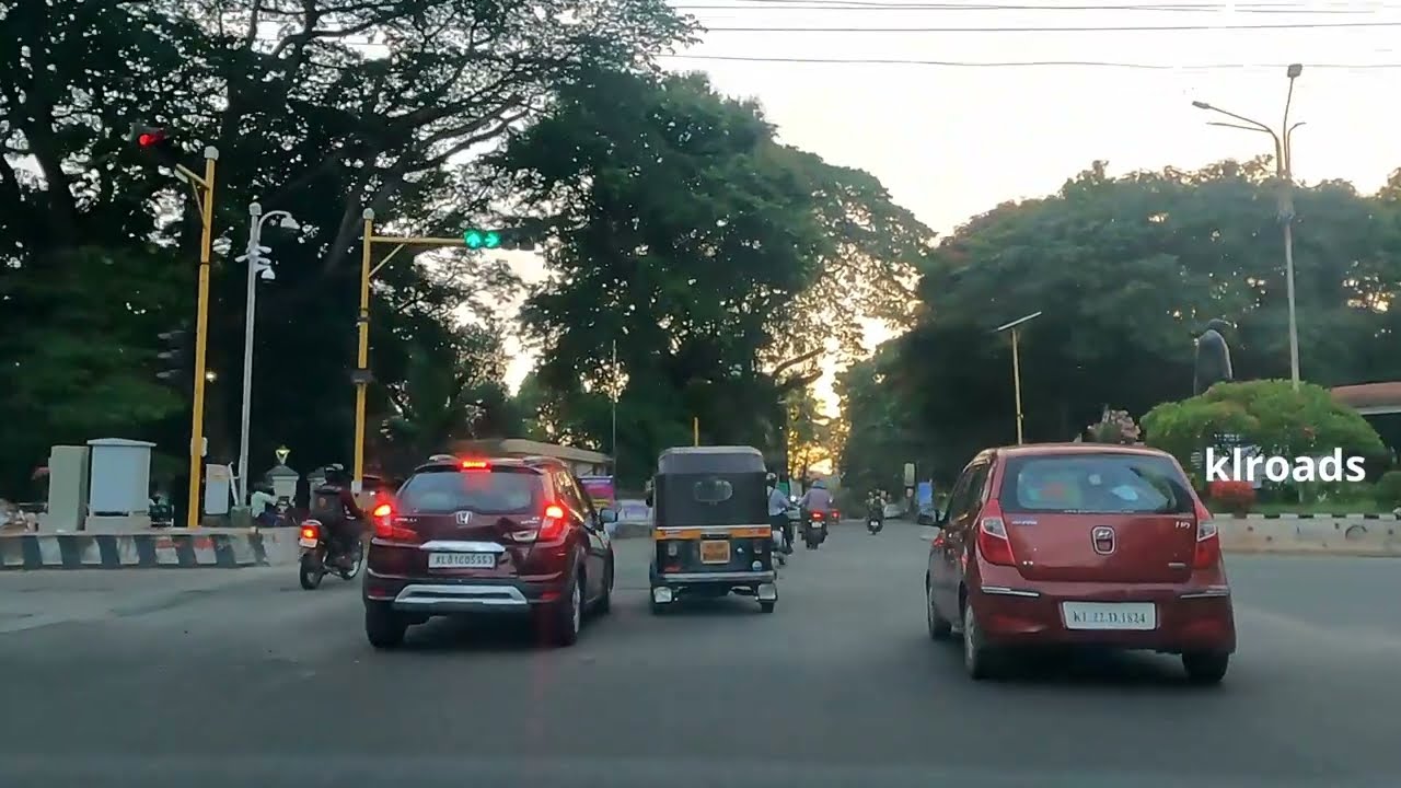 Drive from Poojapura to Bakery junction voa Jagathy, DPi, Vazhuthacaudu