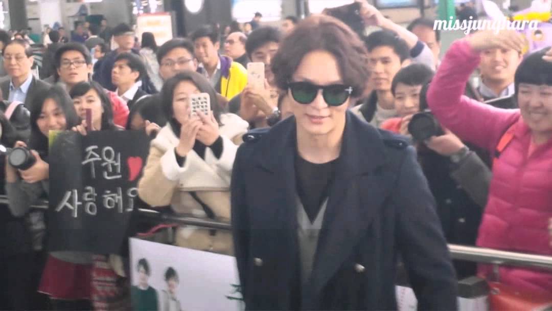 Joo Won Arrived at Hong Kong Airport 122414