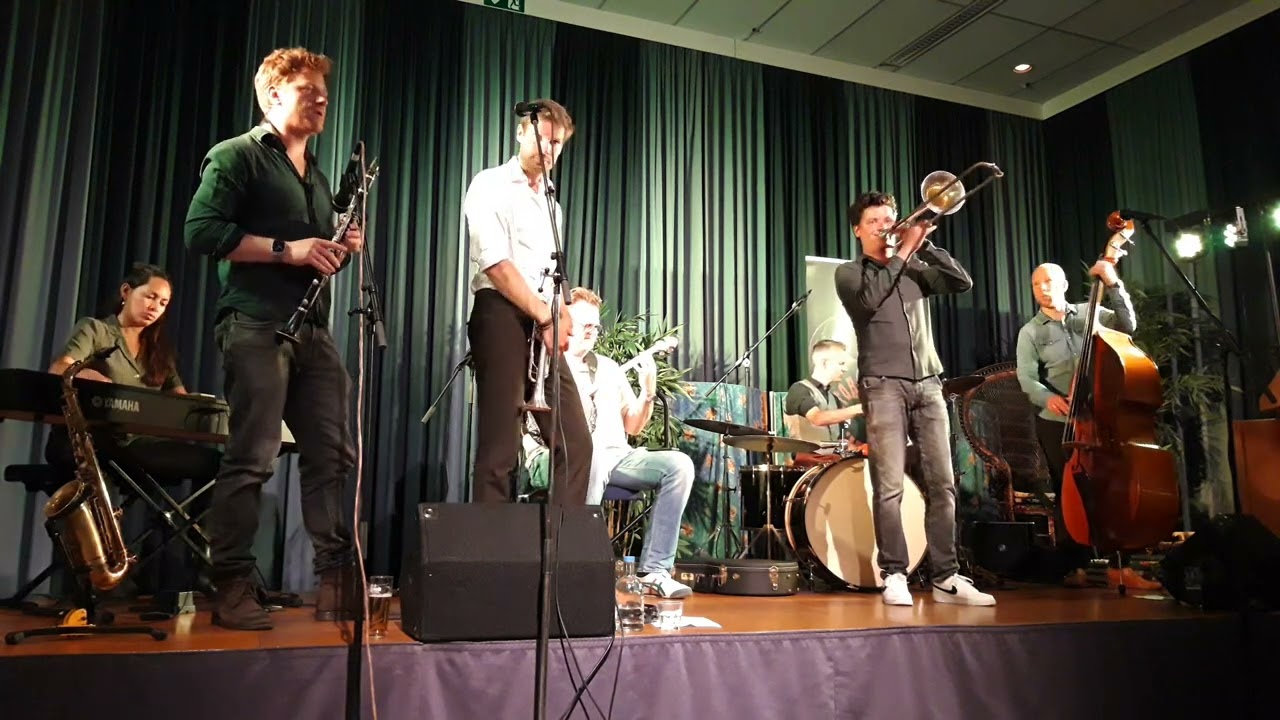 Oriental Jazz Band  uit Enkhuizen concert bij Storyville Jazzband in Arnhem