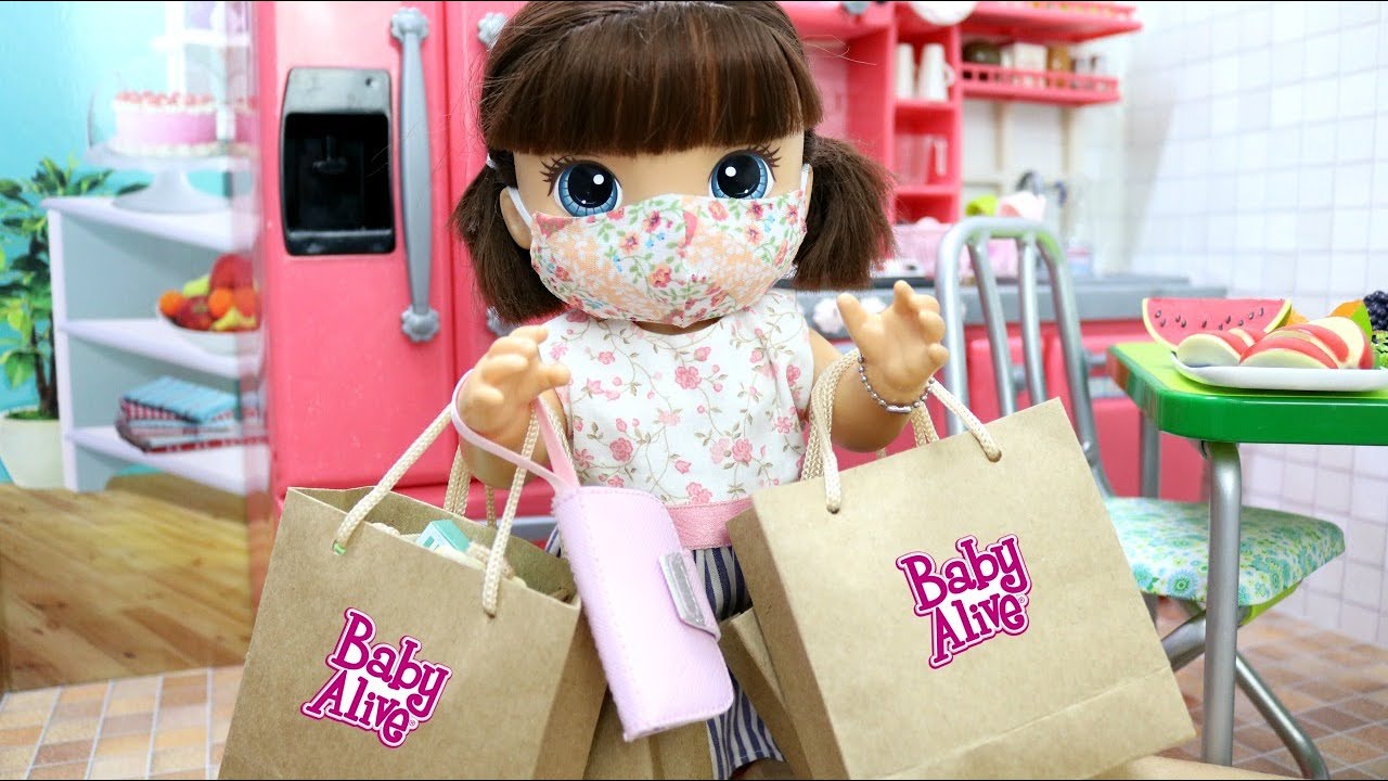 ALICE CHEGOU DO MERCADINHO COM AS COMPRAS PRA MAMÃE