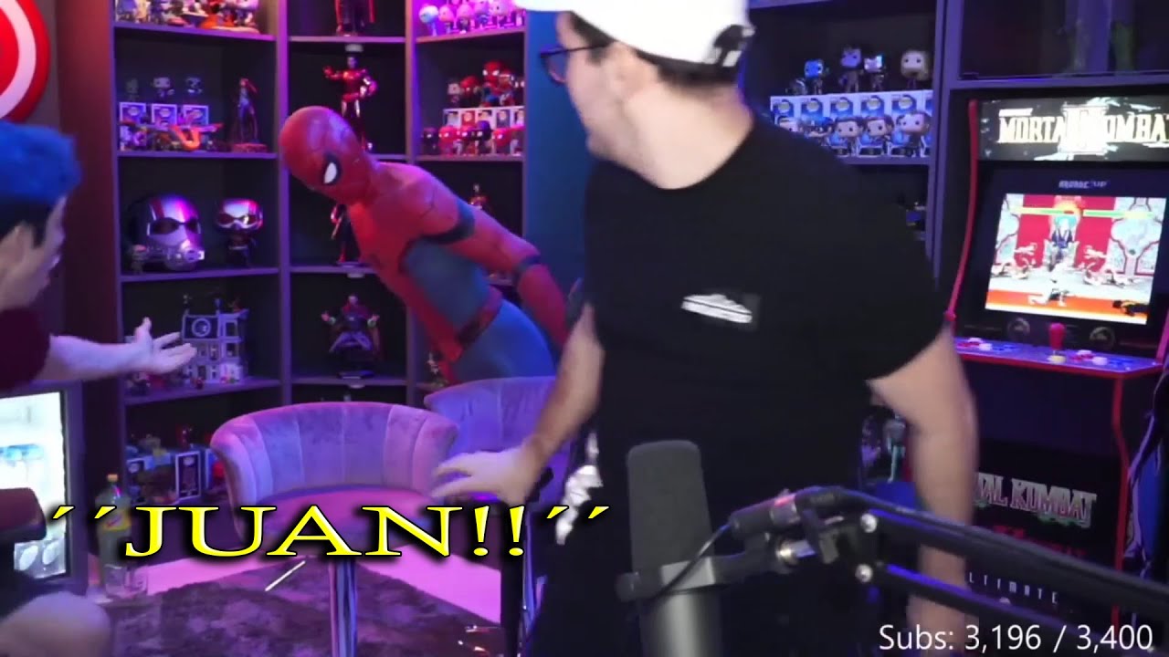 SOYPAN LE MUEVE LOS FUNKOS A JUANSGUARNIZO Y LE TIRA EL SPIDERMAN l JUANSGUARNIZO ENOJADO XD