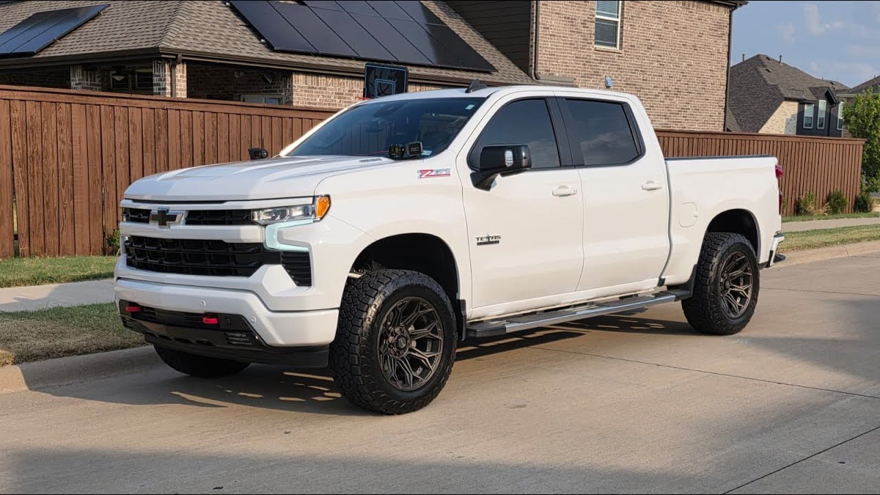 From Stock to Aggressive! Chevy Silverado Gets 4Play 4P83 Bronze Wheels