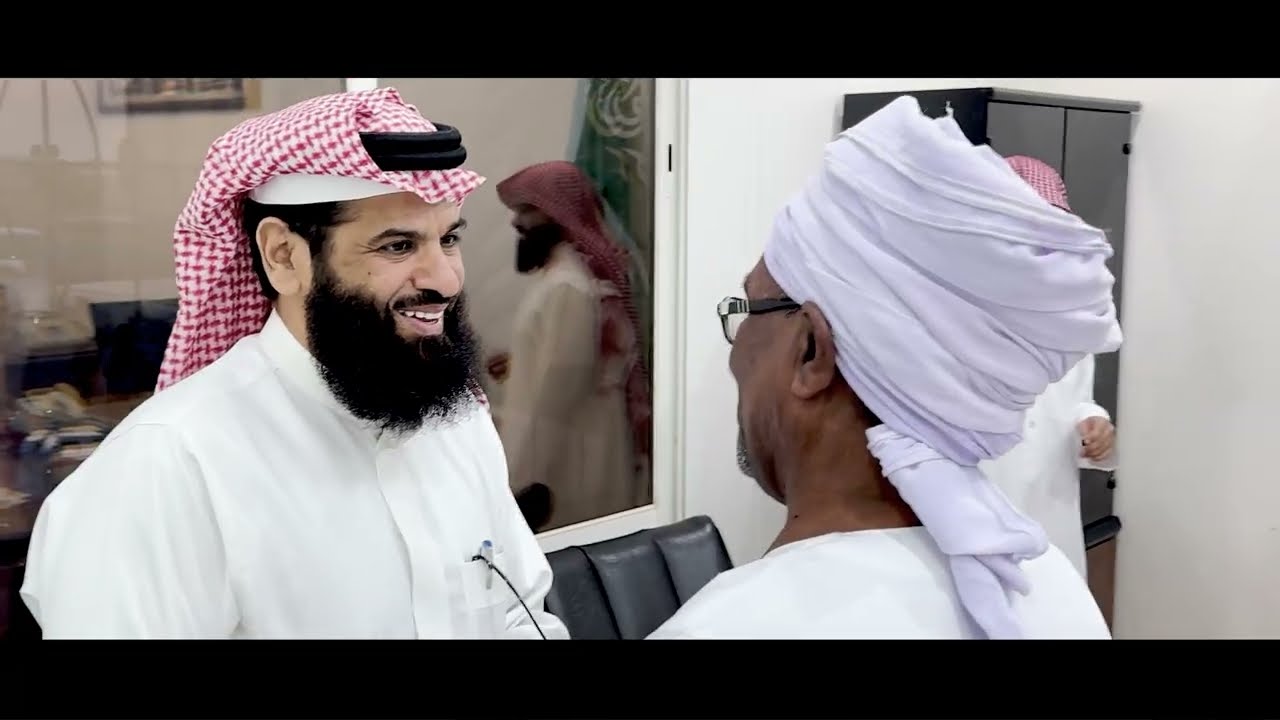 ما بين السجدة والرحيل… قصة عُمَر بشير