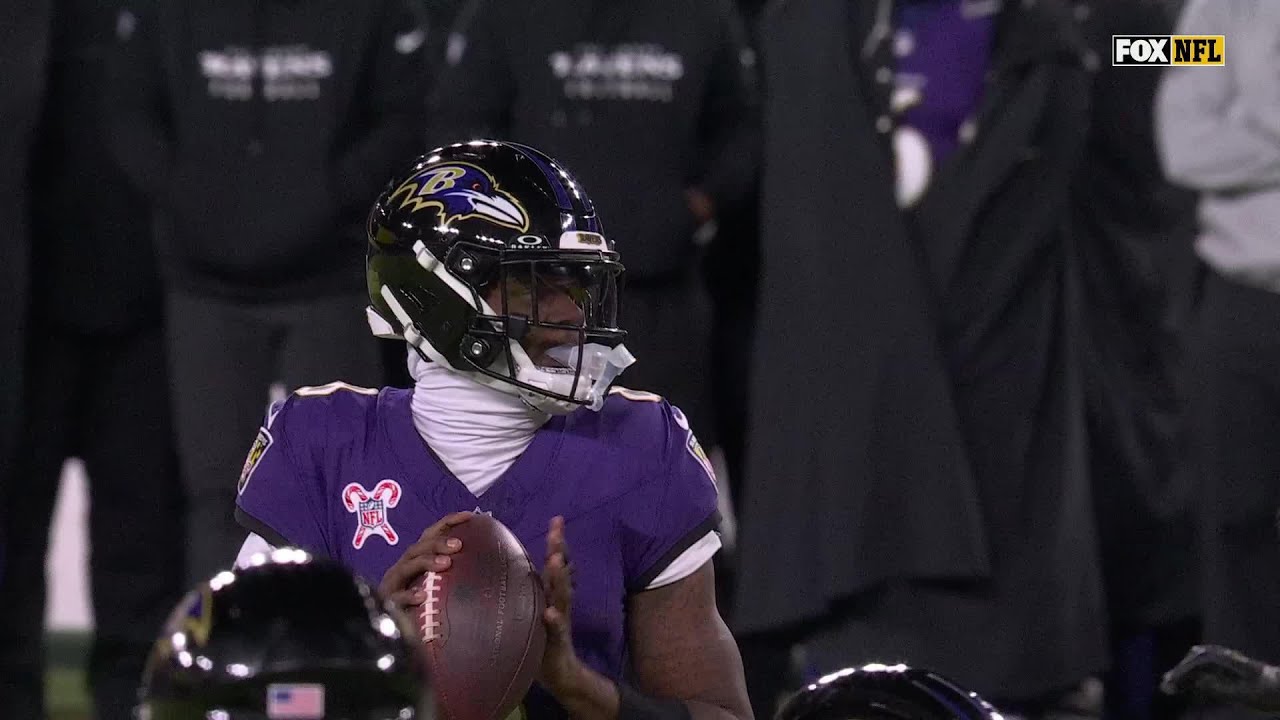Minkah Fitzpatrick intercepts the Lamar Jackson pass vs. Baltimore Ravens