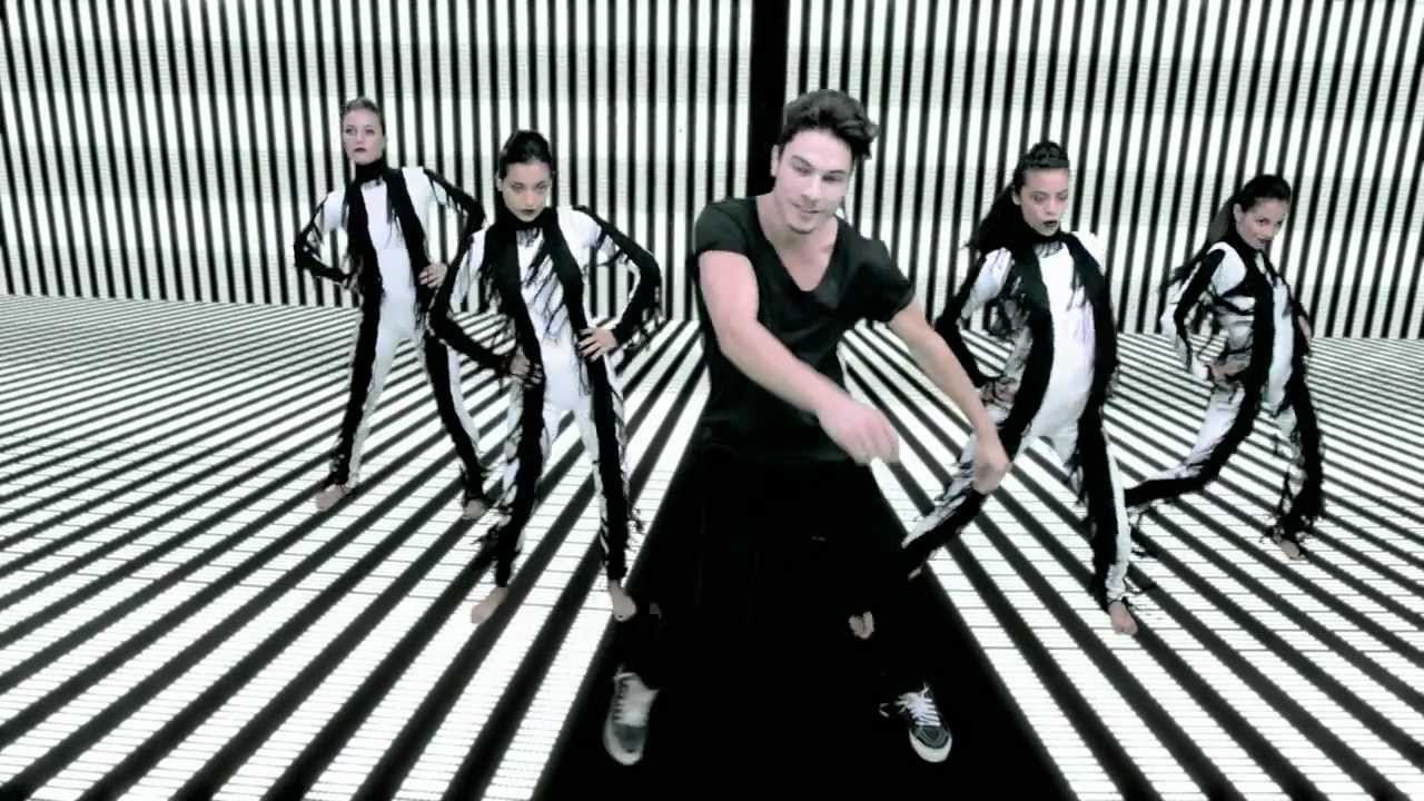 Coke Zero   A Step from Zero - Long Form Comercial Completo