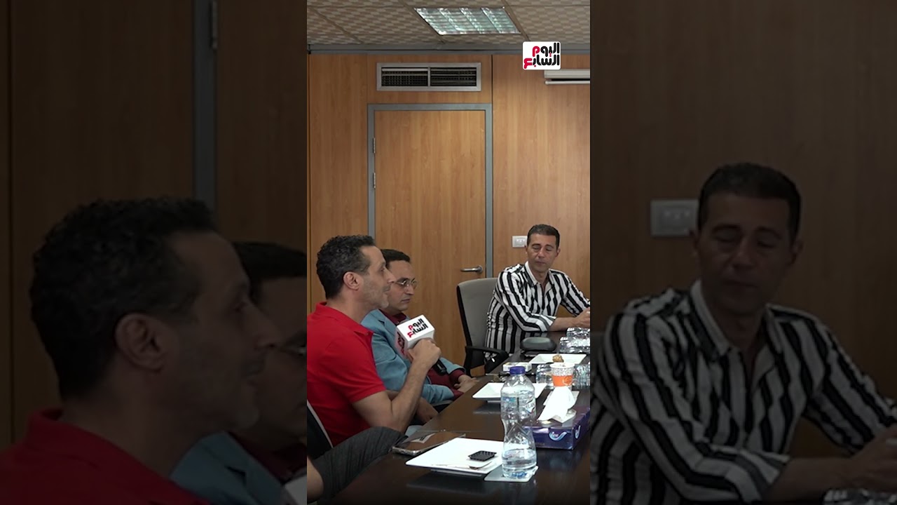 محمد جابر مصمم الديكور مسرحية نوستالجيا 80 90: تامر عبد المنعم يجيد استخراج أفضل ما لديك