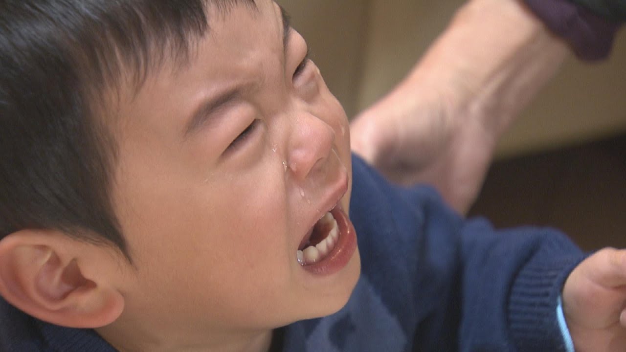 響く子どもたちの泣き声「お利口さんにします」4年ぶりの節分行事“モットモ”　長崎市手熊
