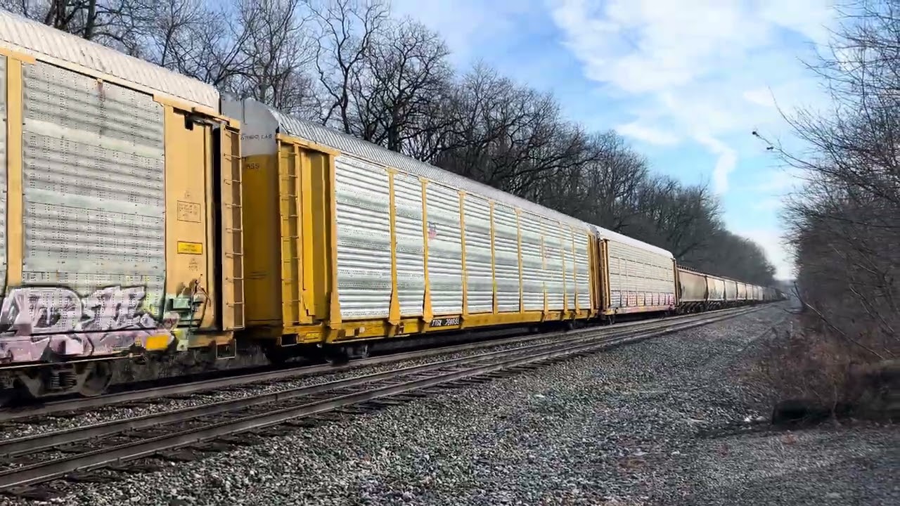 Csx 5362 leads manifest 