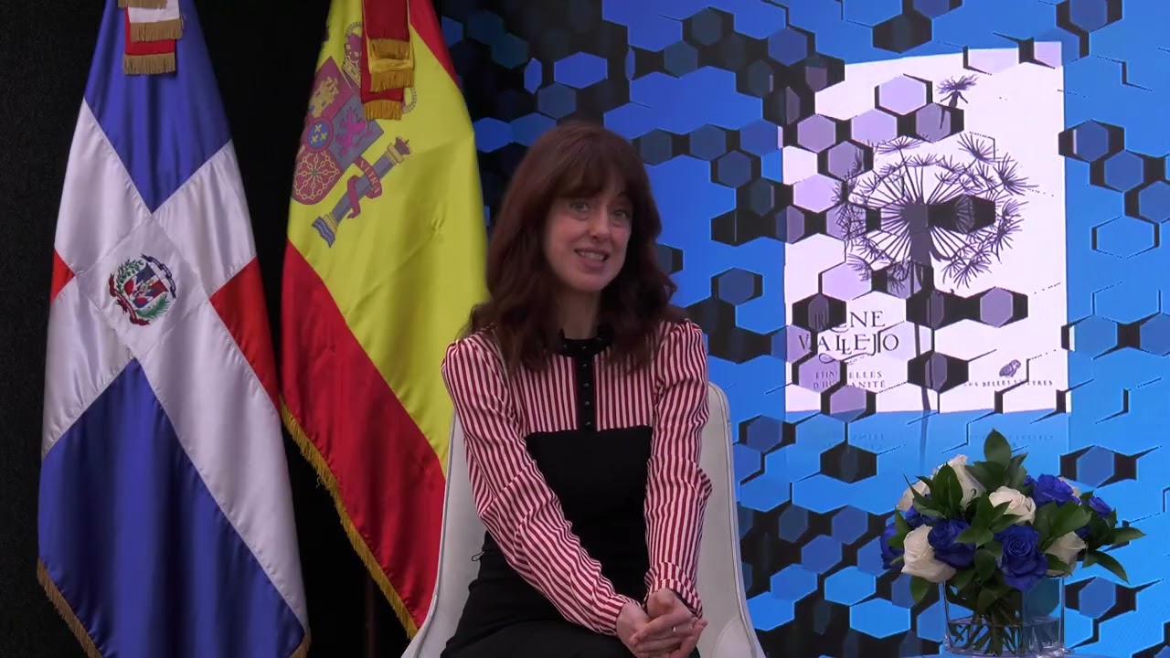 Alejandro Moscoso Decano Facultad Humanidades y Derecho entrevista a Irene Vallejo Dra.Honoris Causa