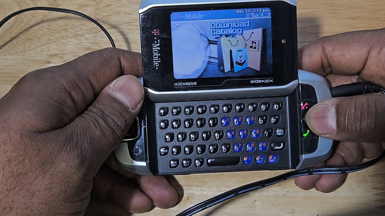 Enjoying my T-Mobile Sidekick 3!!!