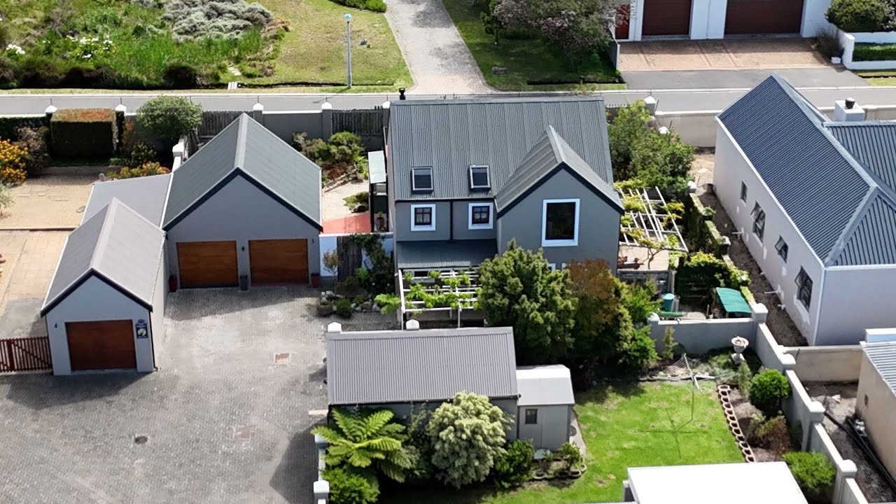 Security complex home for sale in Kleinmond | Pam Golding Properties