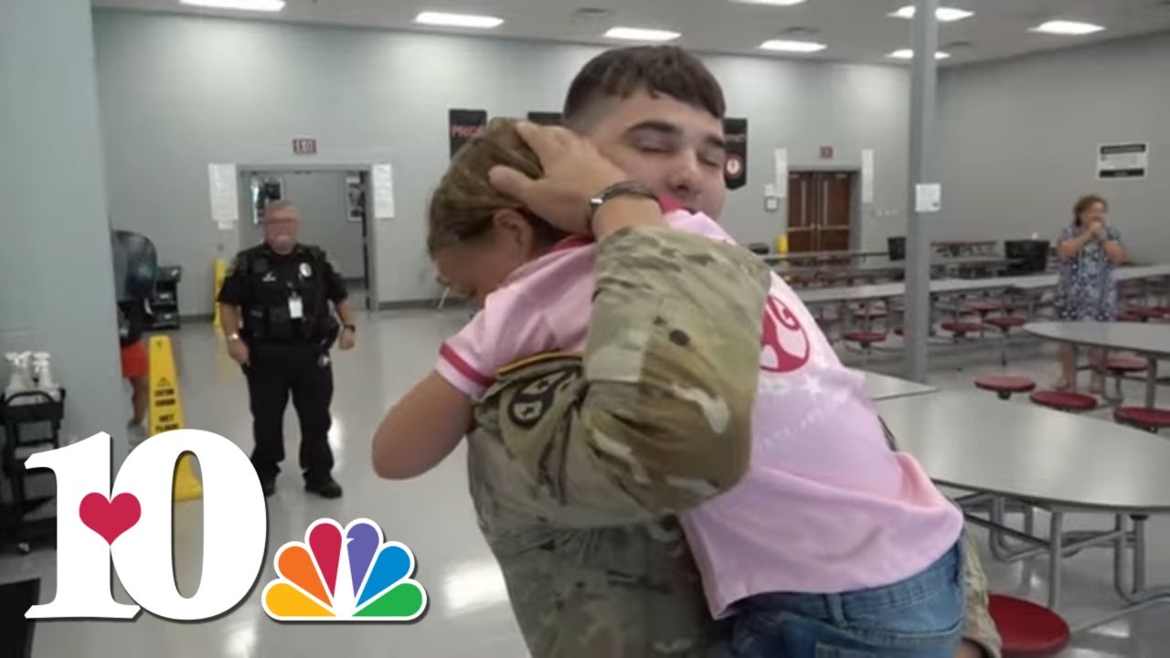 Knox County soldier surprises his daughter at school after returning home from long deployment