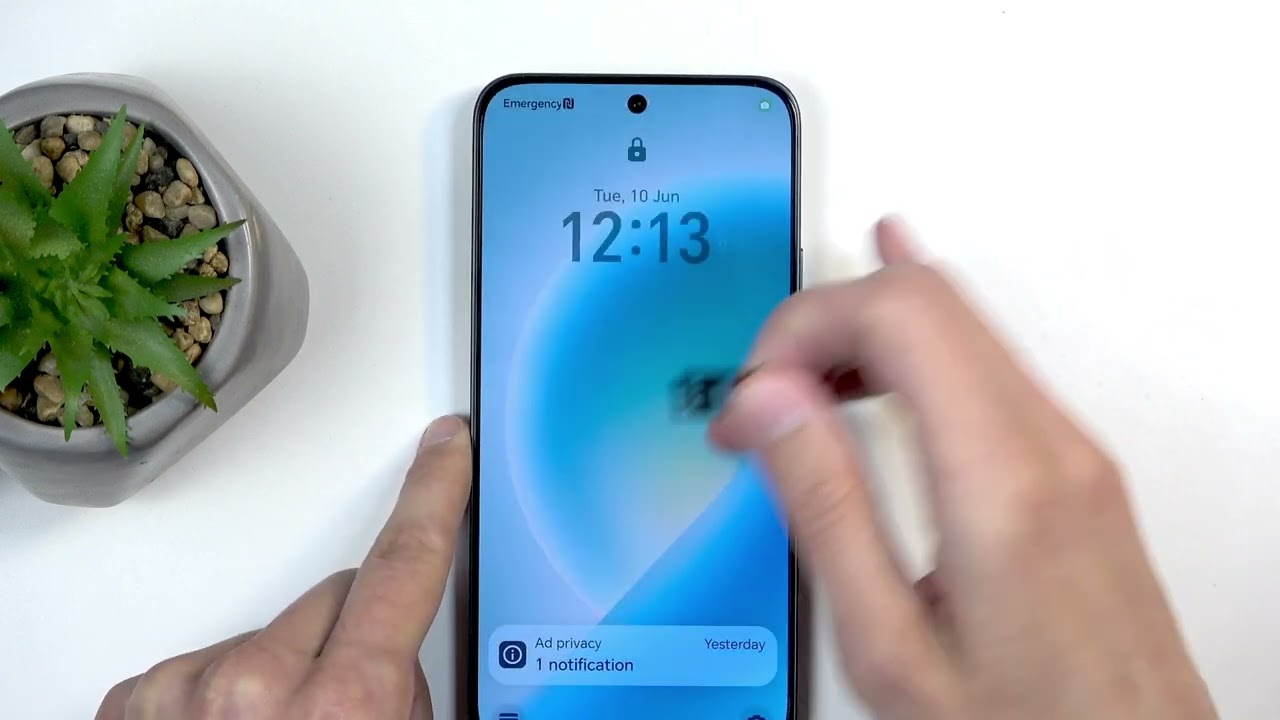 HONOR 400 – How to Insert SIM and SD Card
