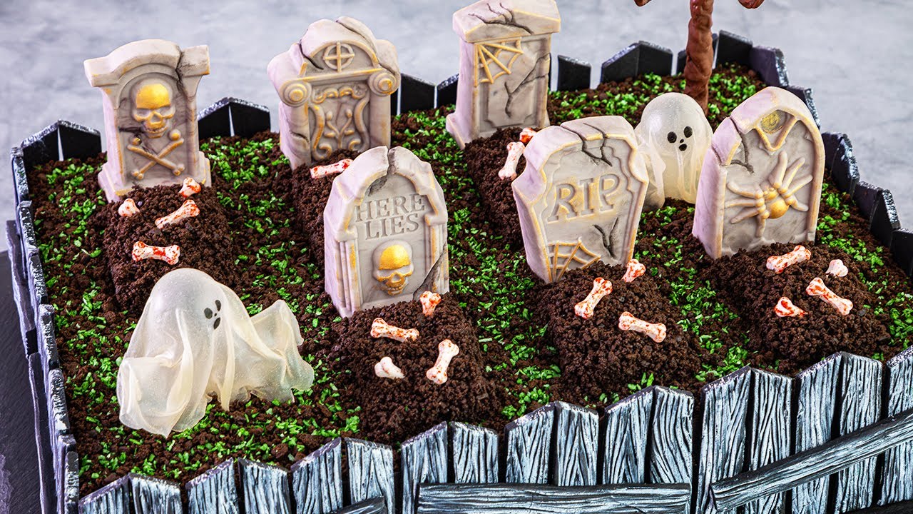 HAUNTED Graveyard CAKE 👻  for the Ultimate HALLOWEEN Party!