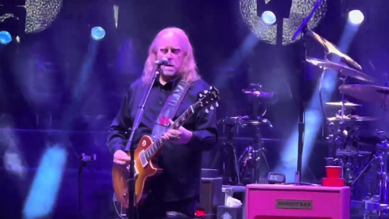 Banks of the Deep End  #winterofwarren #warrenhaynes 