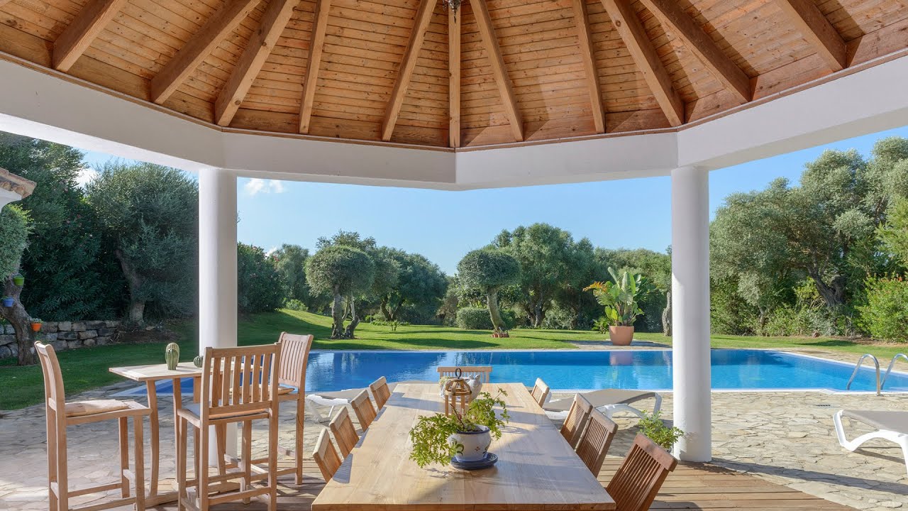 Luxury Villa Benalup | Villa Lara | Resort Villas Andalucia