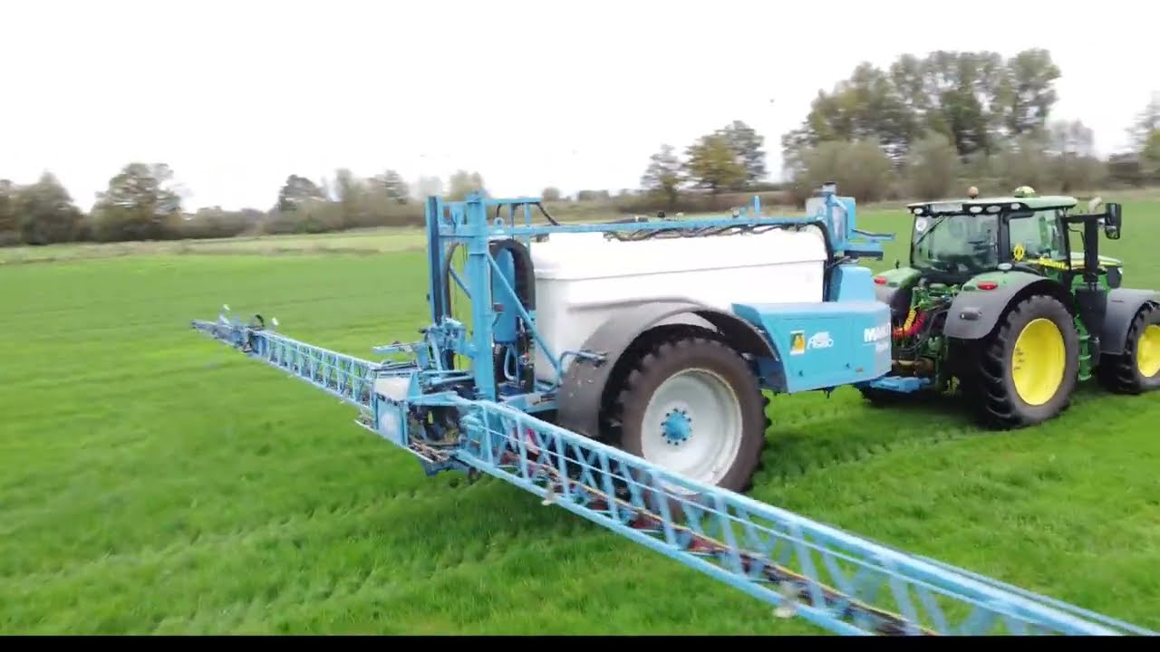 SpotSpraying mit einer AGRIO MAMUT 5027