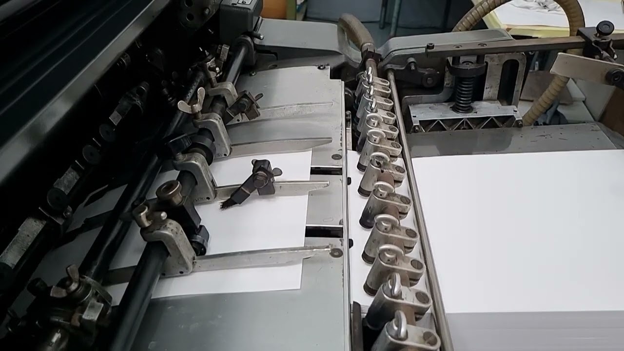 Heidelberg GTO 46 Offset Printing Machine - Slow Motion Paper Feeding