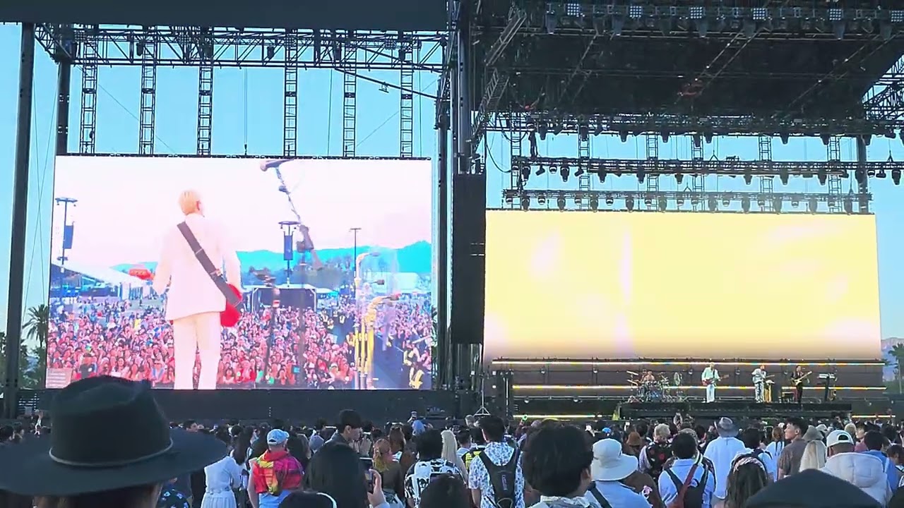 [4K] The Rose Coachella 2024 Weekend 1 - Sour (Fancam)