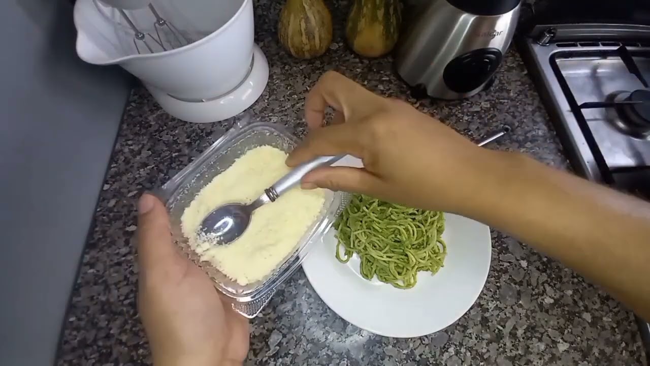 Pasta en salsa de espinaca🍝