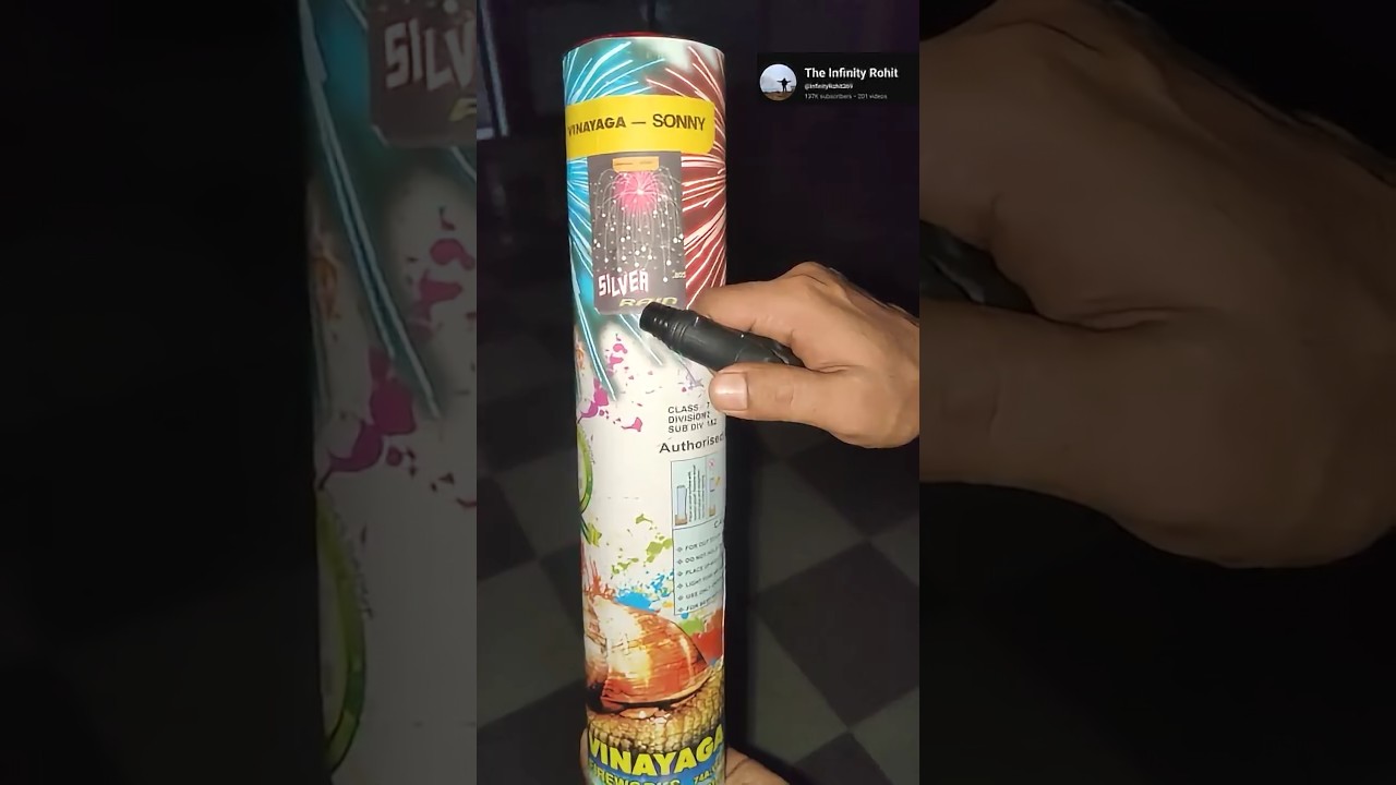Must watch 💯 Silver rain from sonny Fireworks 🔥 🔥 patakhe skyshot 😱😱 #shorts #reels #trending #viral