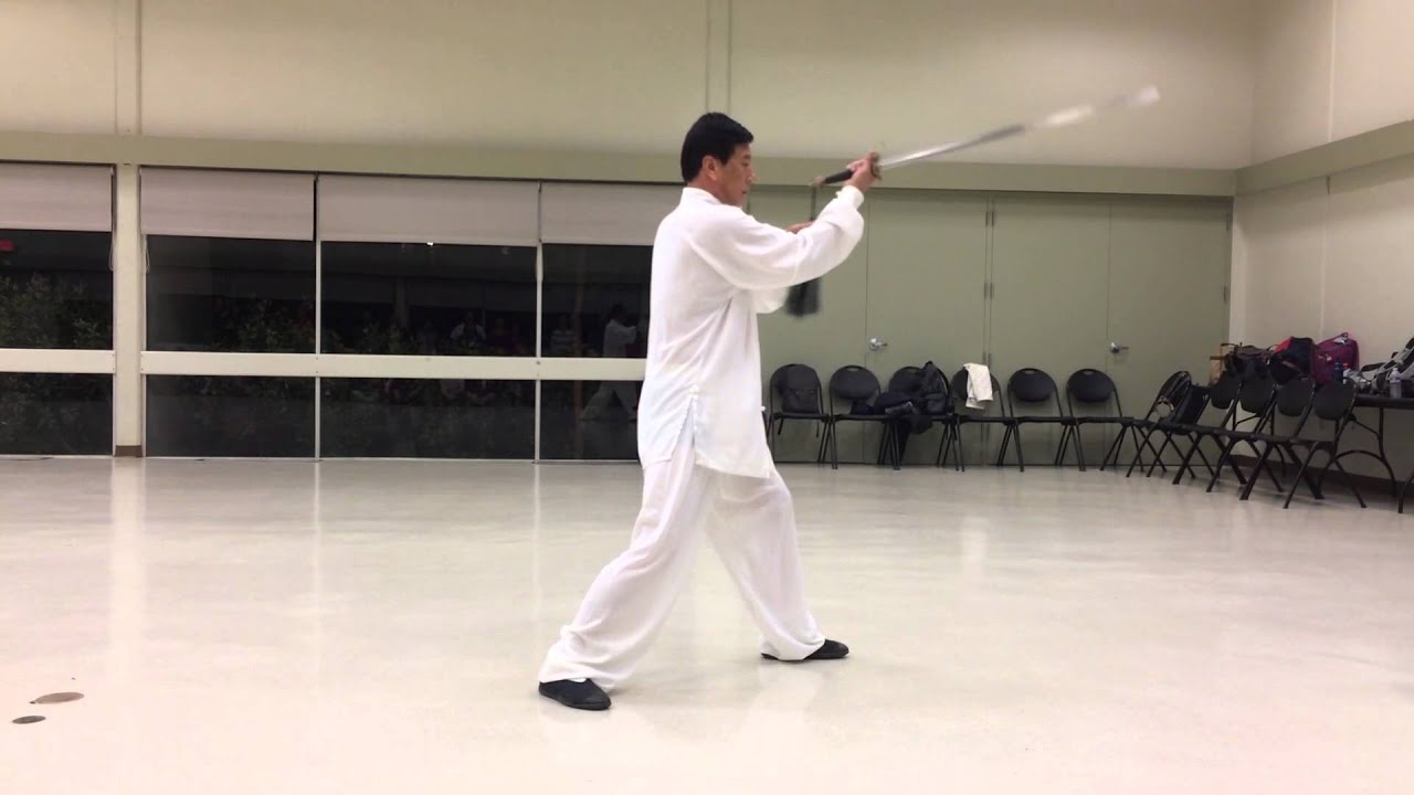 Master Chen Youze 陳有則老師 Chen-Style Taiji Sword (Jian) Demo