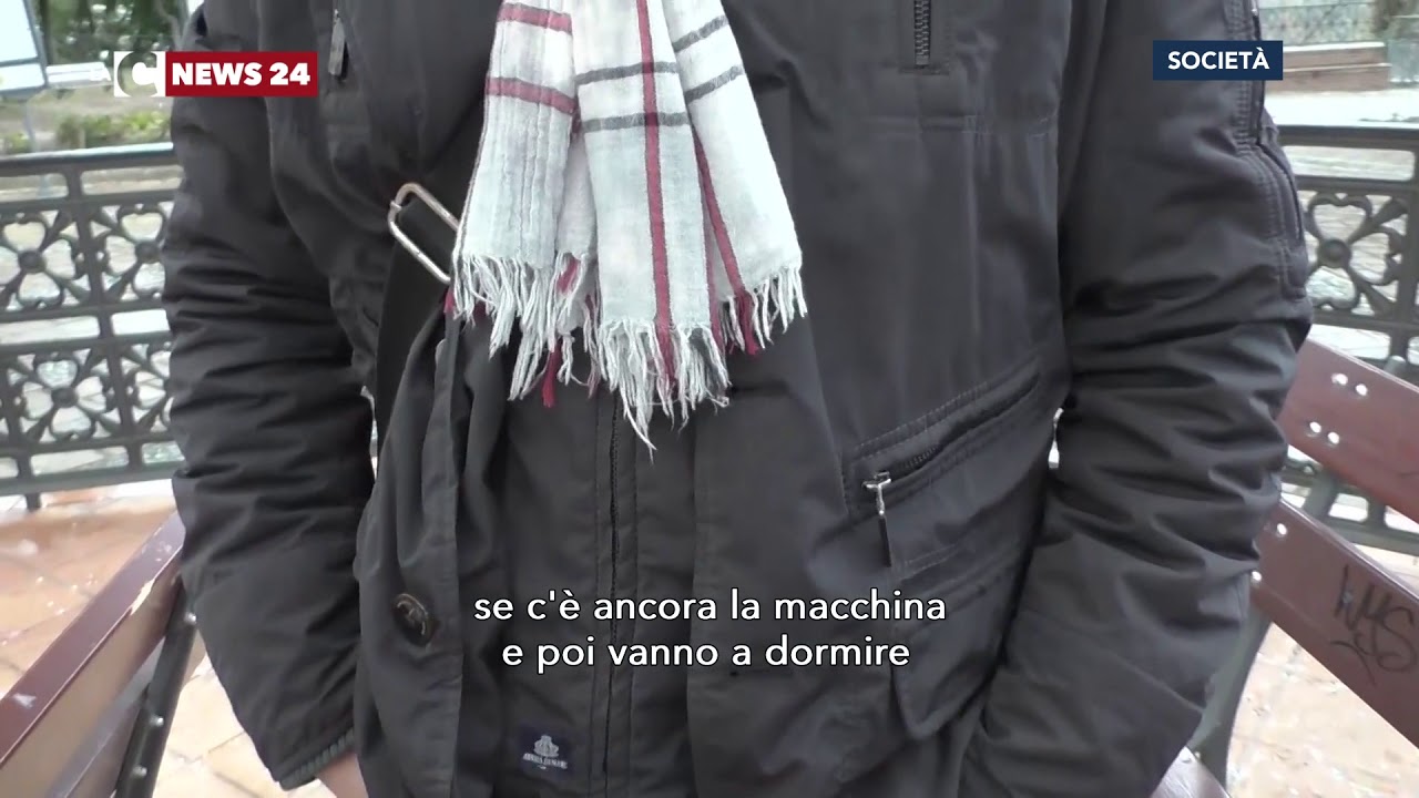 Viale Isonzo, cittadini barricati in casa