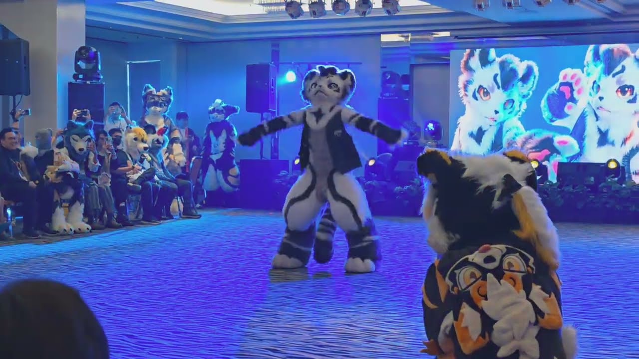 FURUM 2024 Fursuit Dance Part 4 (Gintan) (4K HDR)