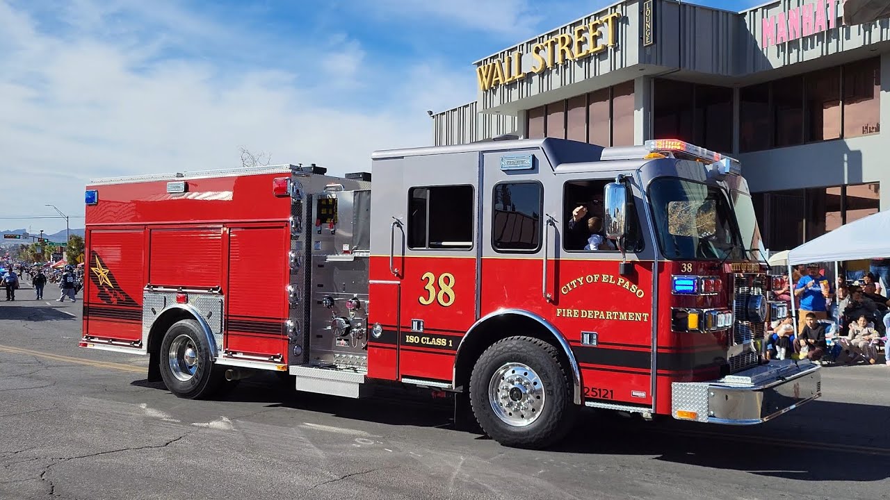 El Paso Texas 2025 Thanksgiving Parade with  police, fire department, and much more