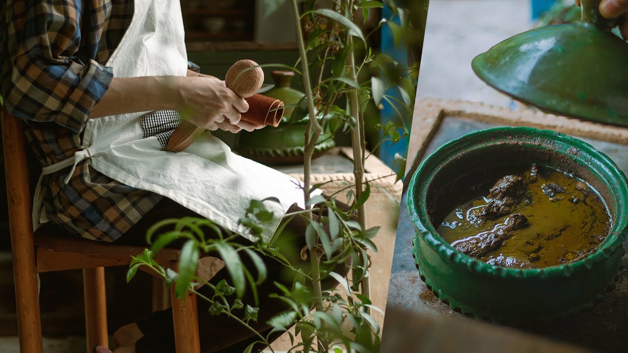 3. Fesenjan: A Celebratory Dish from Northern Iran / فسنجان؛ یادگاری از آشپزی سنتی ایرانی‌ها