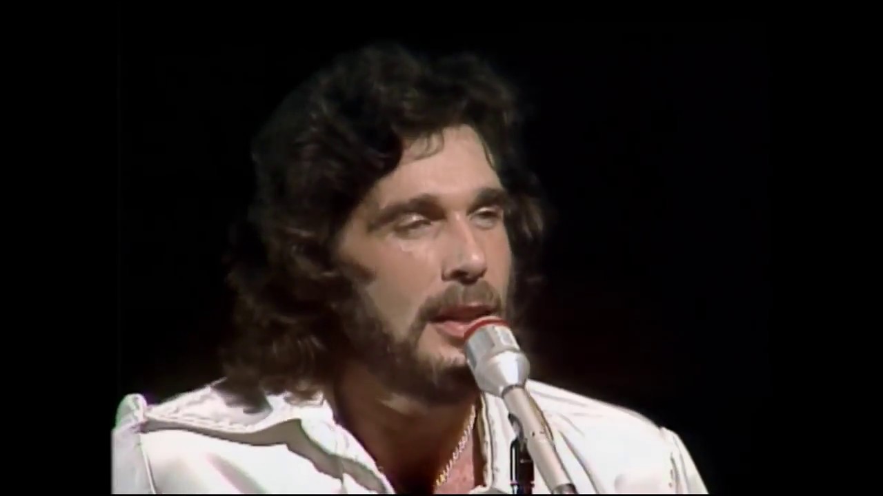 Eddie Rabbitt sings Rocky Mountain Music