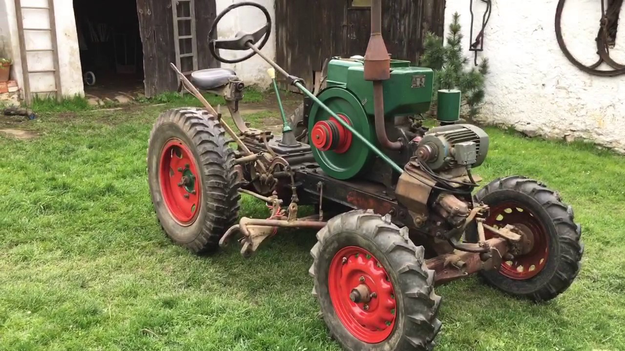 Traktor Svoboda DK12 s motorem 1HC102 (S-231) po uprave