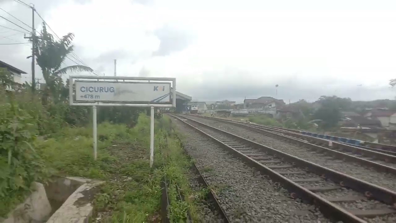 KA PANGRANGO 224A BOGOR-SUKABUMI CC206 13 70 DIPO INDUK CIPINANG 