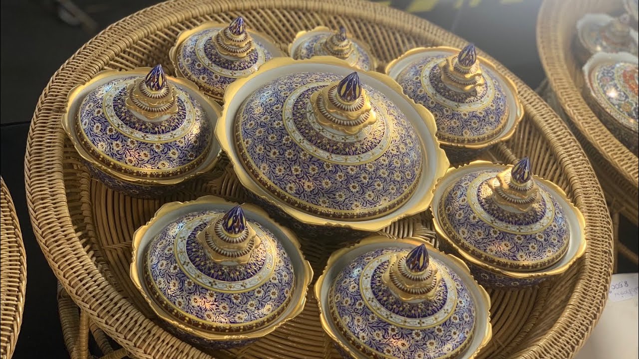 &ldquo;Five colours&rdquo; Porcelain- an ancient Thai craft