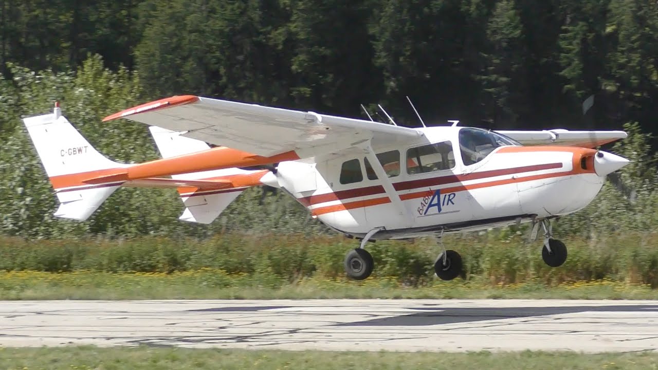 Cessna 337 Super Skymaster Landing and Takeoff