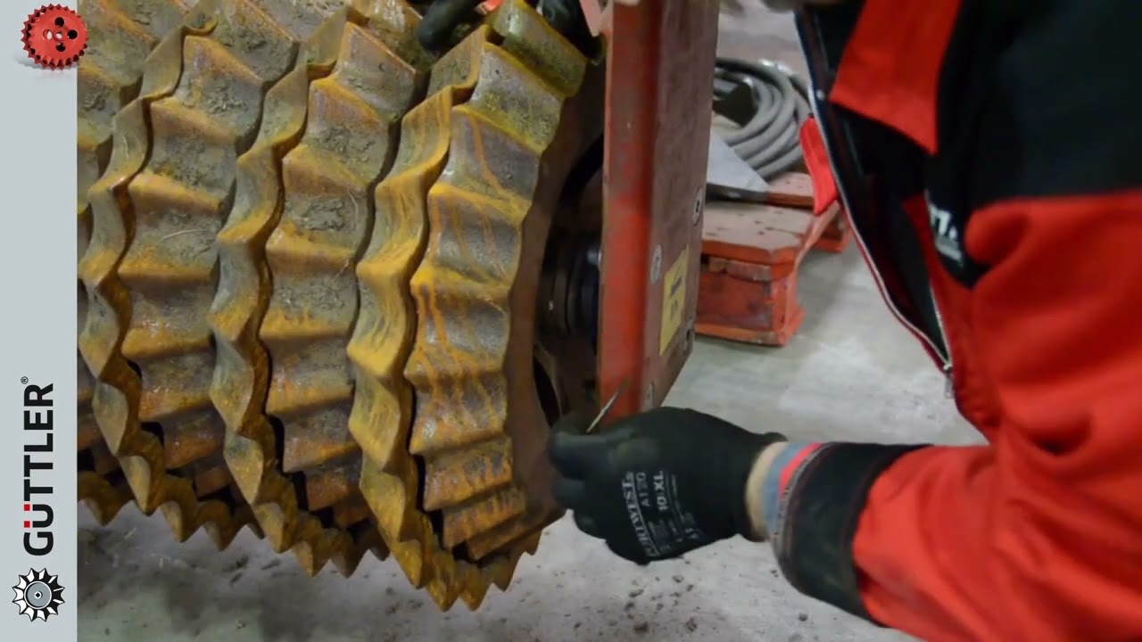 Retensioning of the Güttler prism rings SK