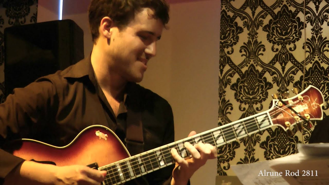 Gilad Hekselman Quartet - Bucket Kicker (2012)