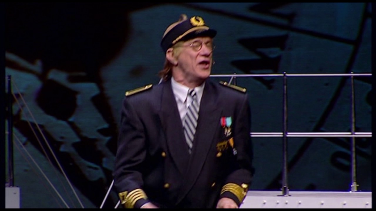 Hjalmar -  Hilda och vasen